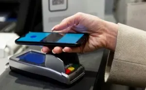 Come pagare con il telefono al POS e online