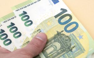 Guadagnare 300 euro al mese