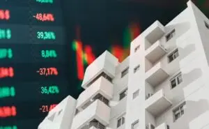 investire immobili o in azioni