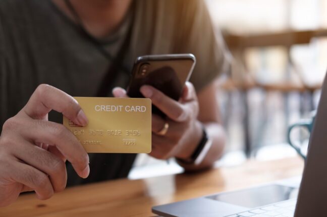 Carte di credito con fido da 5.000 euro