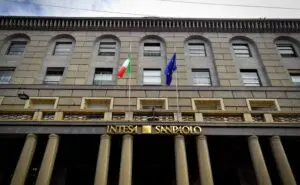 intesa sanpaolo isp