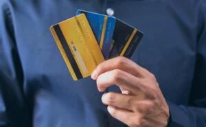 differenza carta di debito bancomat