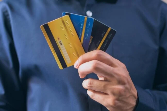 differenza carta di debito bancomat